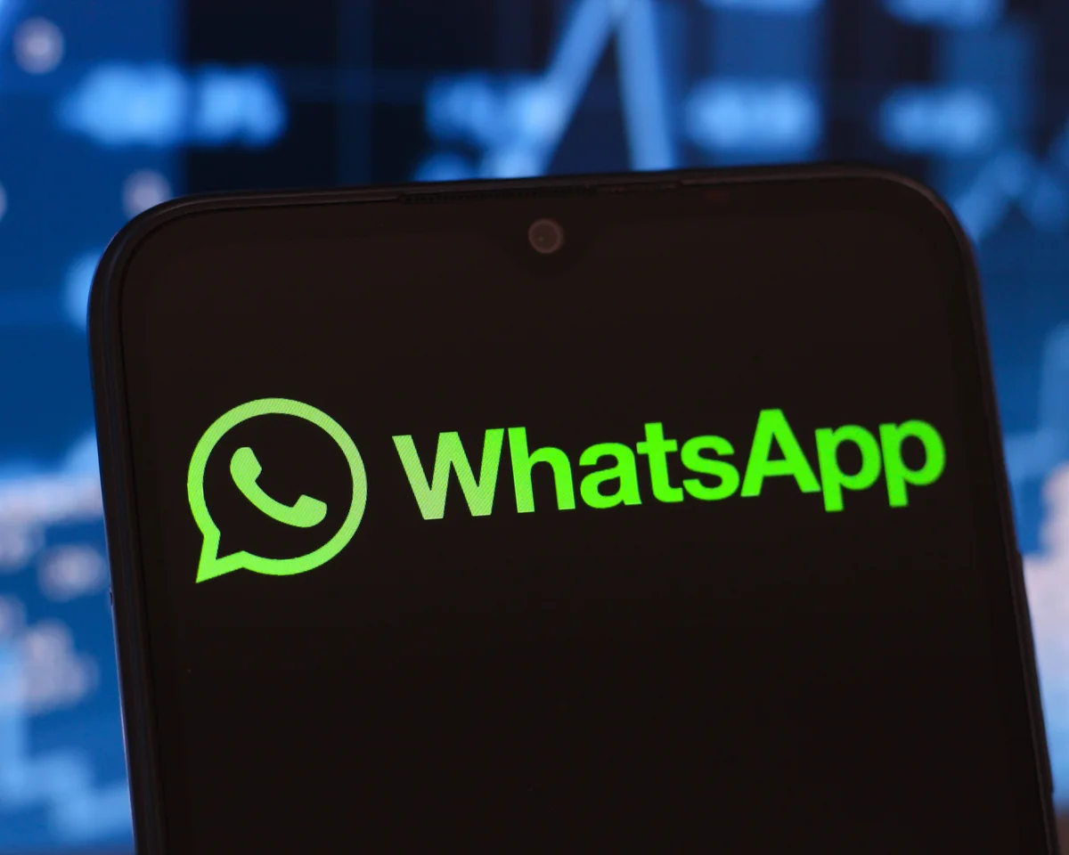 France WhatsApp filtering agent